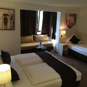 Lloyed Hotel Frankfurt am Main